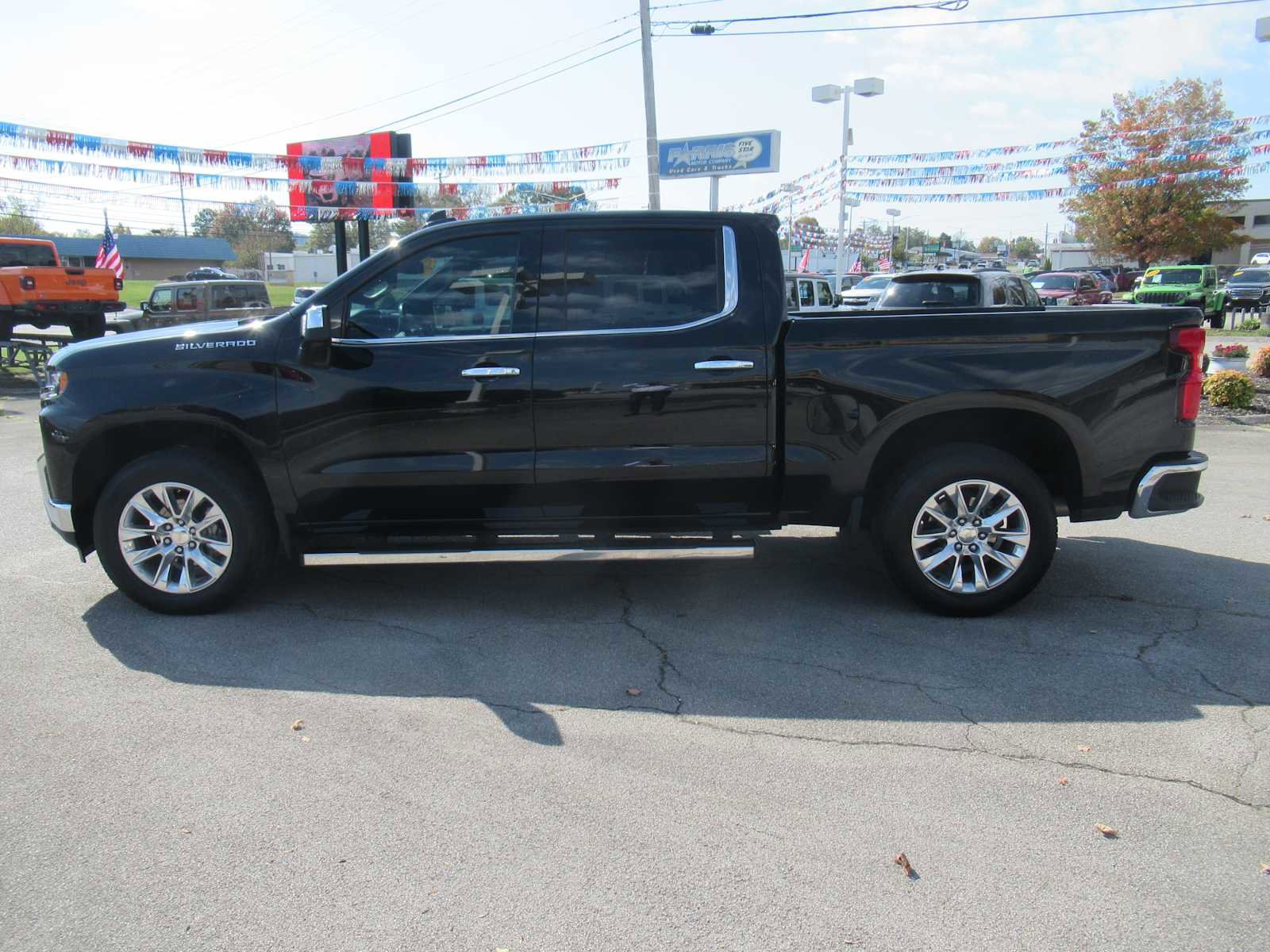 Used 2021 Chevrolet Silverado 1500 LTZ w/ LTZ Premium Package image 2