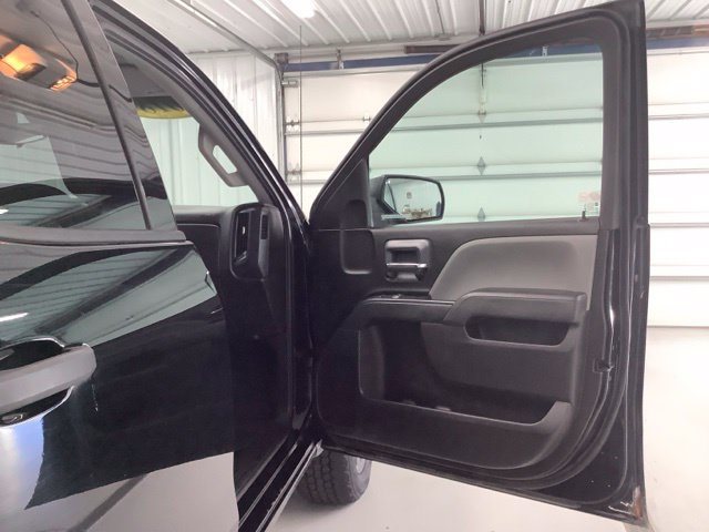 Used 2018 Chevrolet Silverado 1500 W/T w/ Black Out Edition AWD/4WD image 11