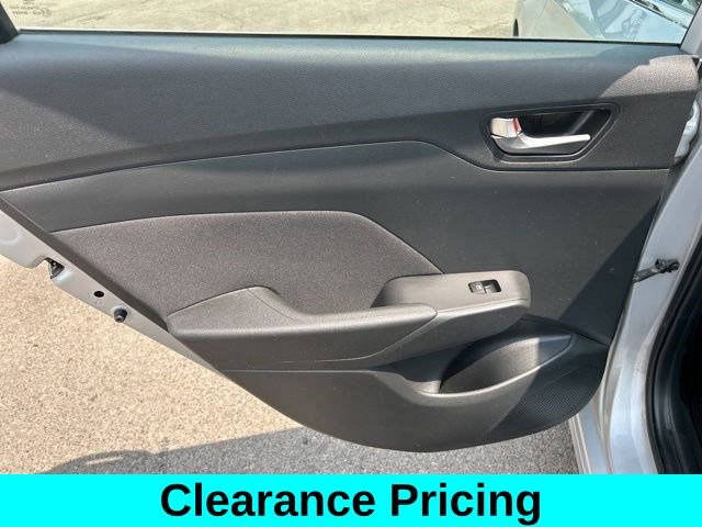 Used 2021 Hyundai Accent SEL image 32