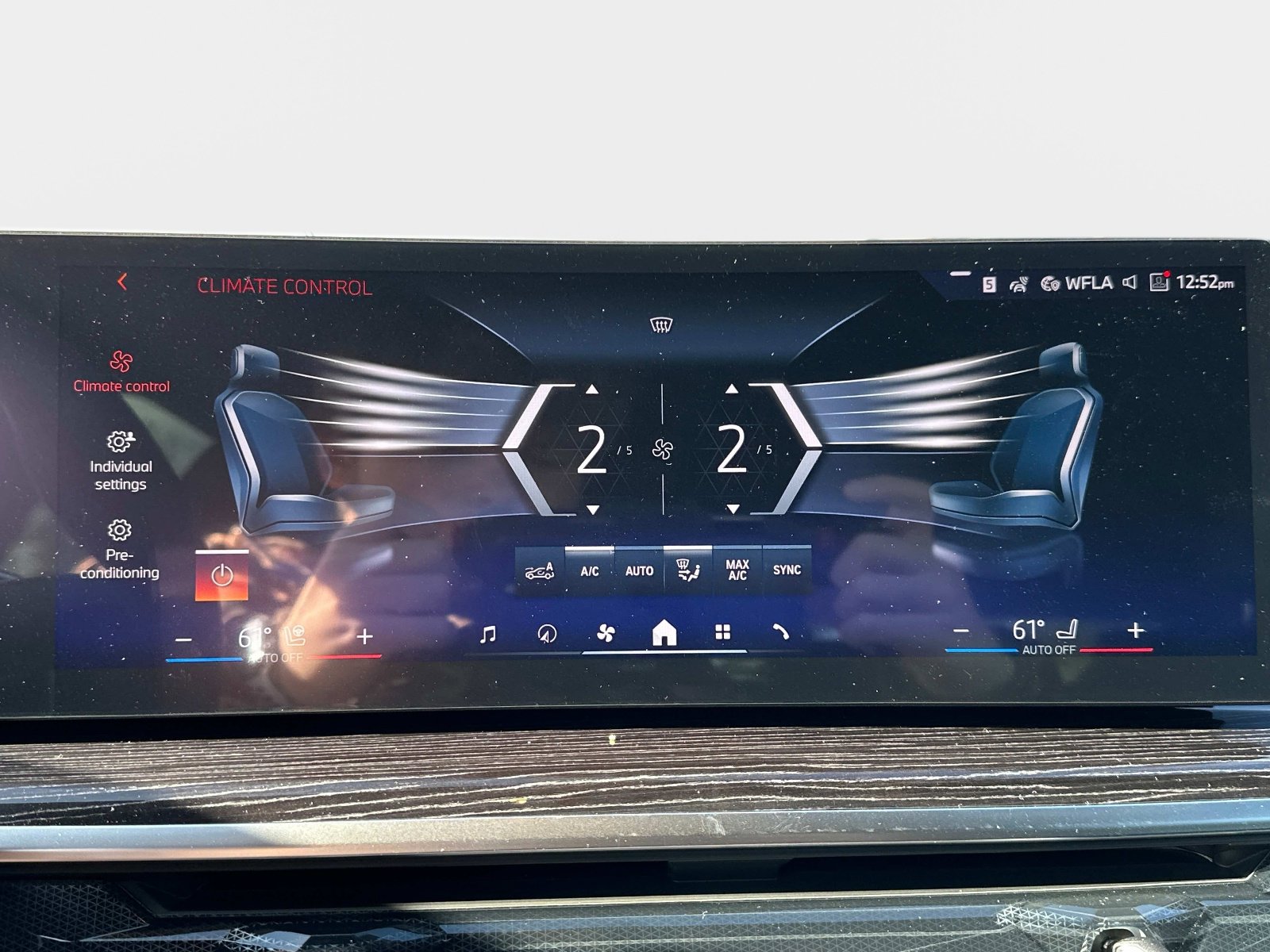 New 2026 BMW X5 xDrive50e w/ M Sport Package AWD/4WD image 19