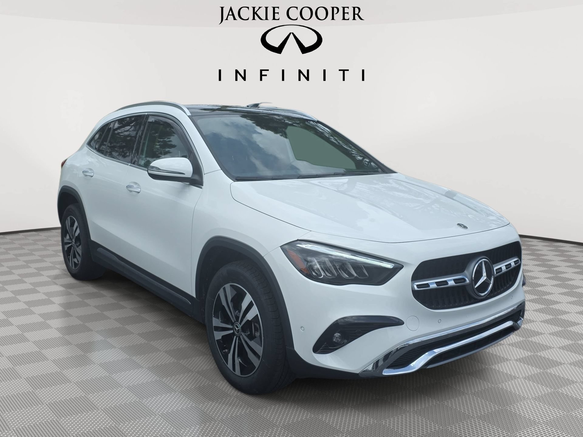 Used 2025 Mercedes-Benz GLA 250 image 3