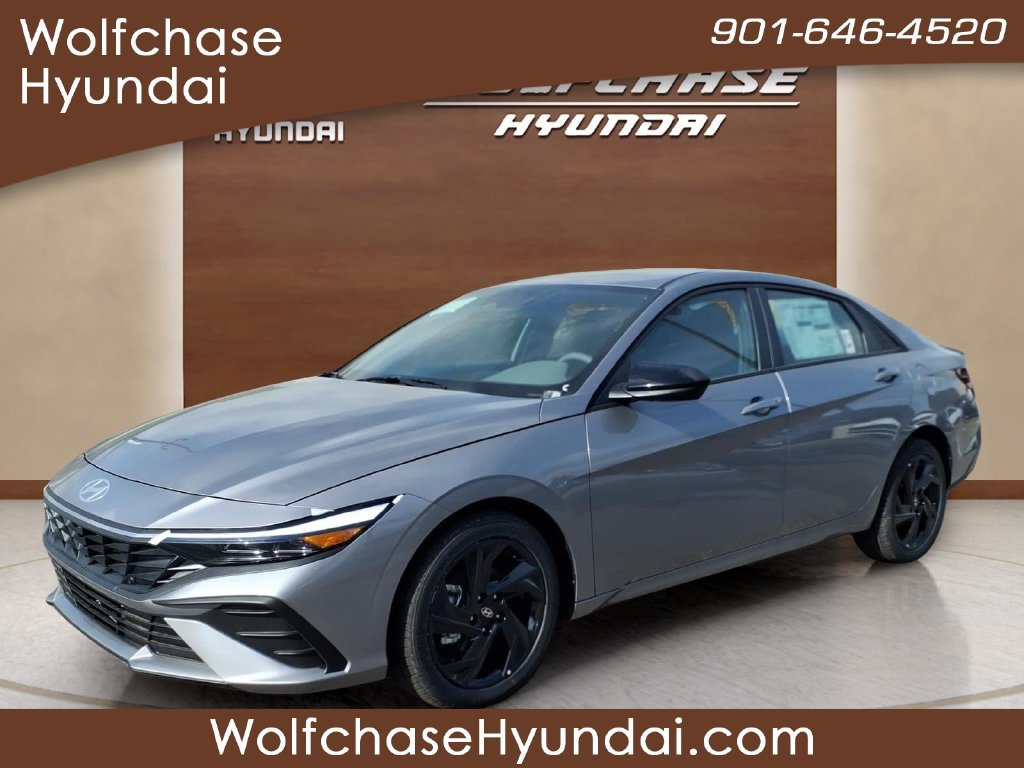 Used 2026 Hyundai Elantra Sport w/ Cargo Package FWD image 1