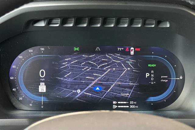 Certified 2023 Volvo XC90 T8 Plus image 29