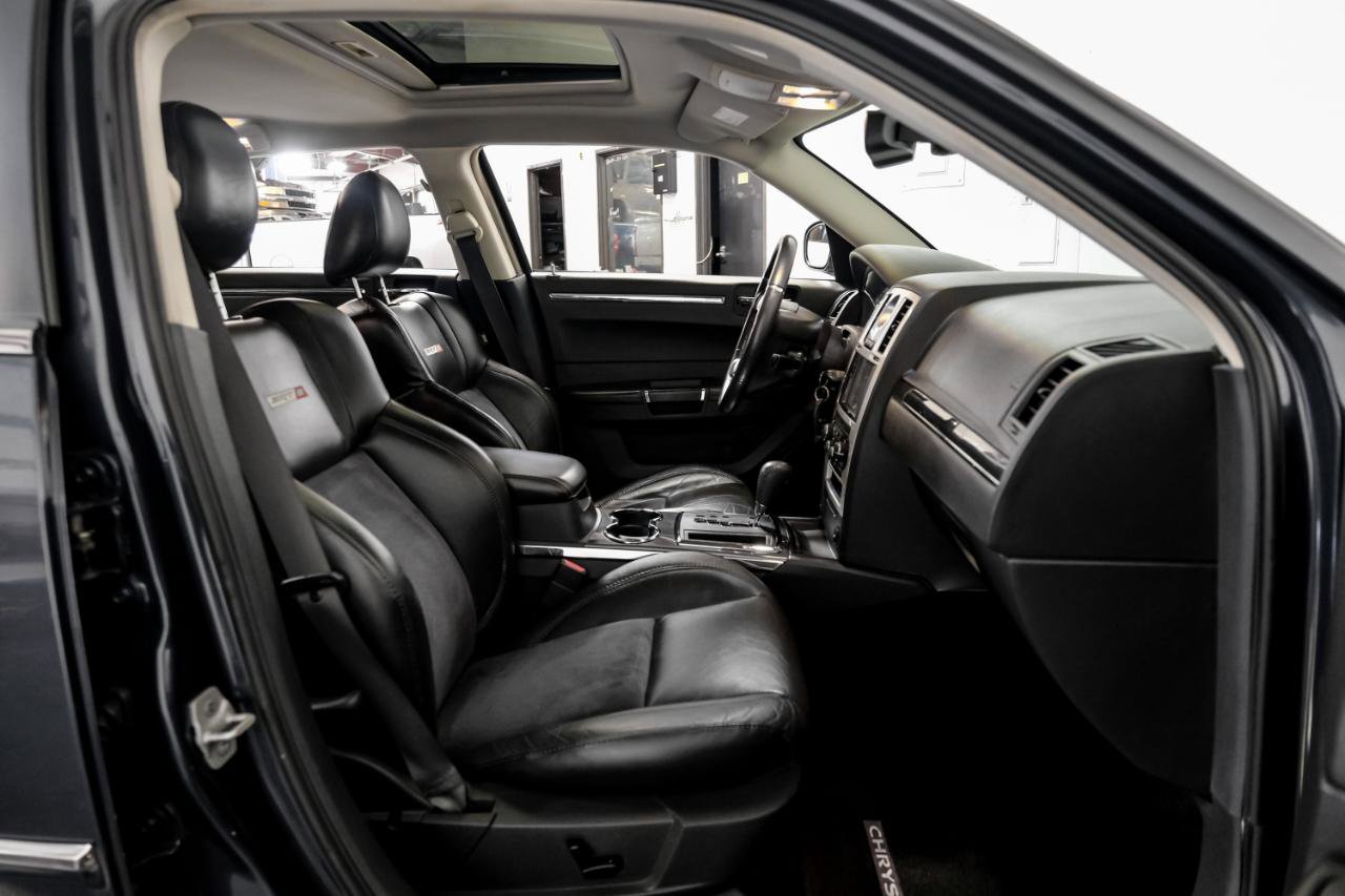 Used 2008 Chrysler 300 SRT8 w/ SRT Option Group II image 33