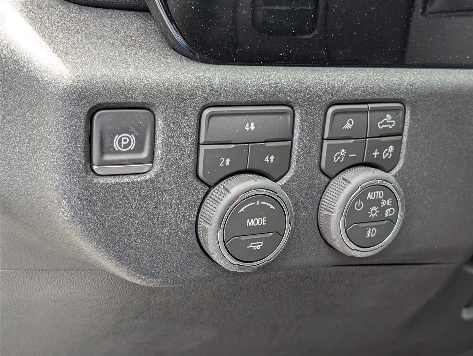 New 2026 Chevrolet Silverado 2500 LT w/ Trail Boss Package AWD/4WD image 19
