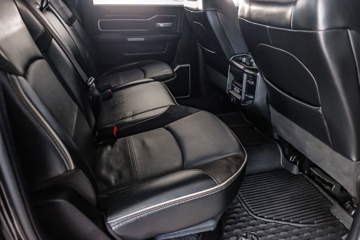 Used 2019 RAM 2500 Laramie w/ Black Appearance Package AWD/4WD image 35