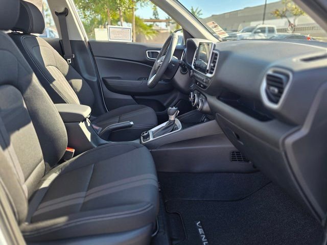 New 2026 Hyundai Venue SEL FWD image 10