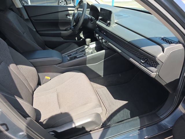 Certified 2024 Honda Accord EX image 31