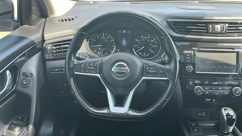 Used 2021 Nissan Rogue Sport SL w/ Premium Package FWD image 24