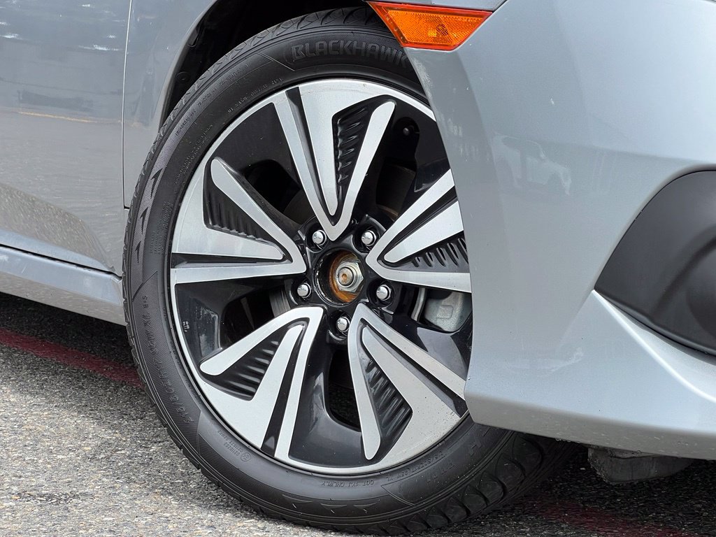 Used 2016 Honda Civic EX-L image 2