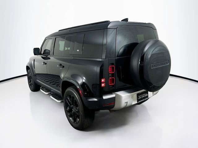 Used 2024 Land Rover Defender 110 S image 7