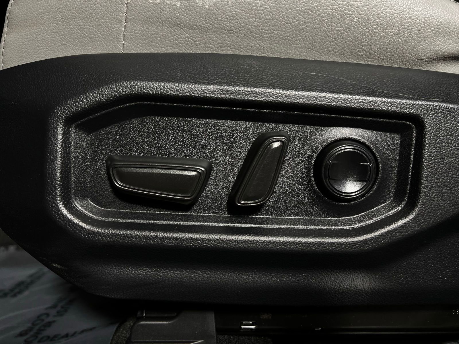 Used 2024 Toyota Tundra SR5 image 12