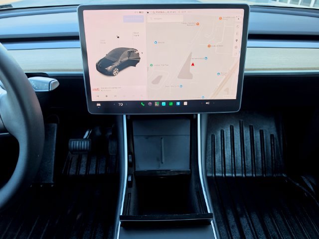 Used 2021 Tesla Model Y Long Range AWD/4WD image 31