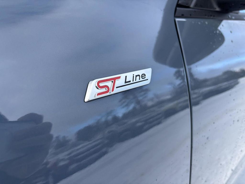 New 2026 Ford Escape ST-Line w/ Tech Pack #1 image 9