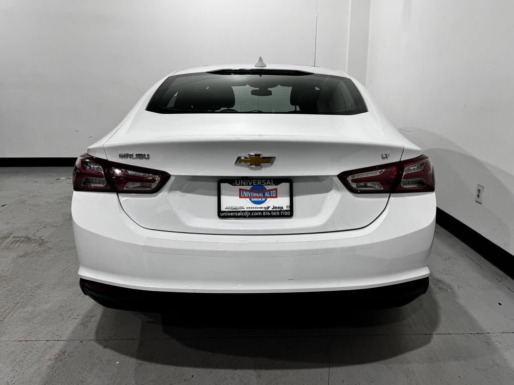 Used 2021 Chevrolet Malibu LT image 22