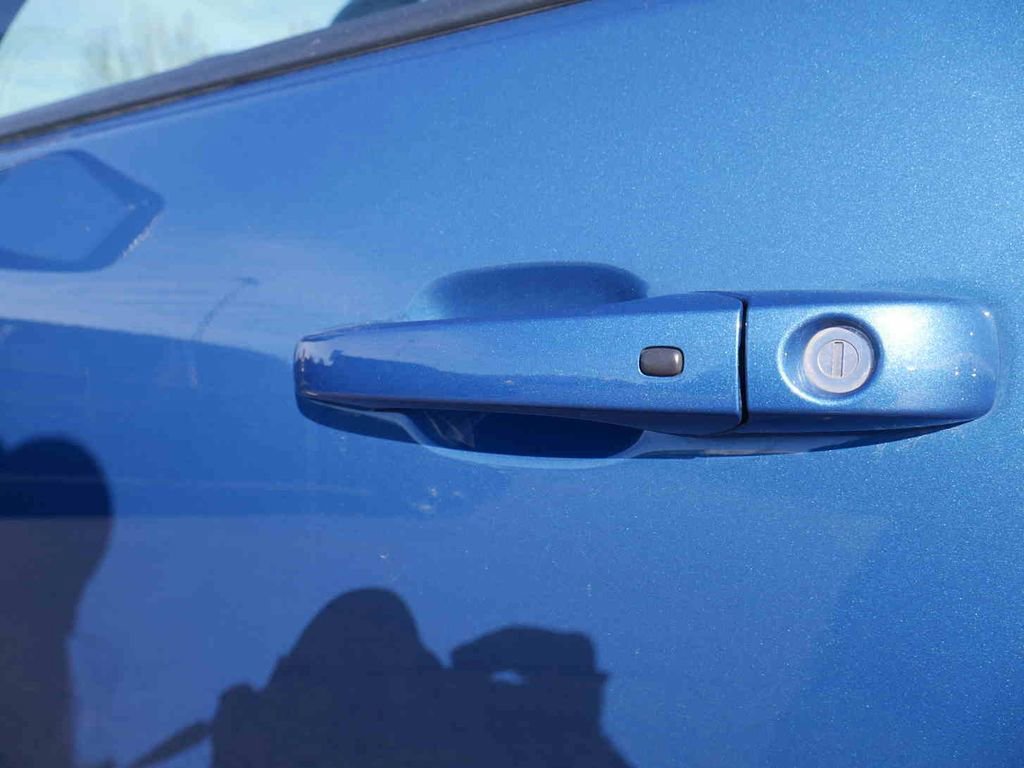 Certified 2025 Dodge Durango GT image 11