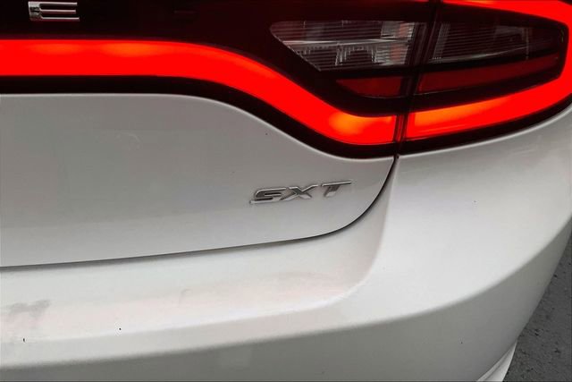 Used 2015 Dodge Charger SXT RWD image 8