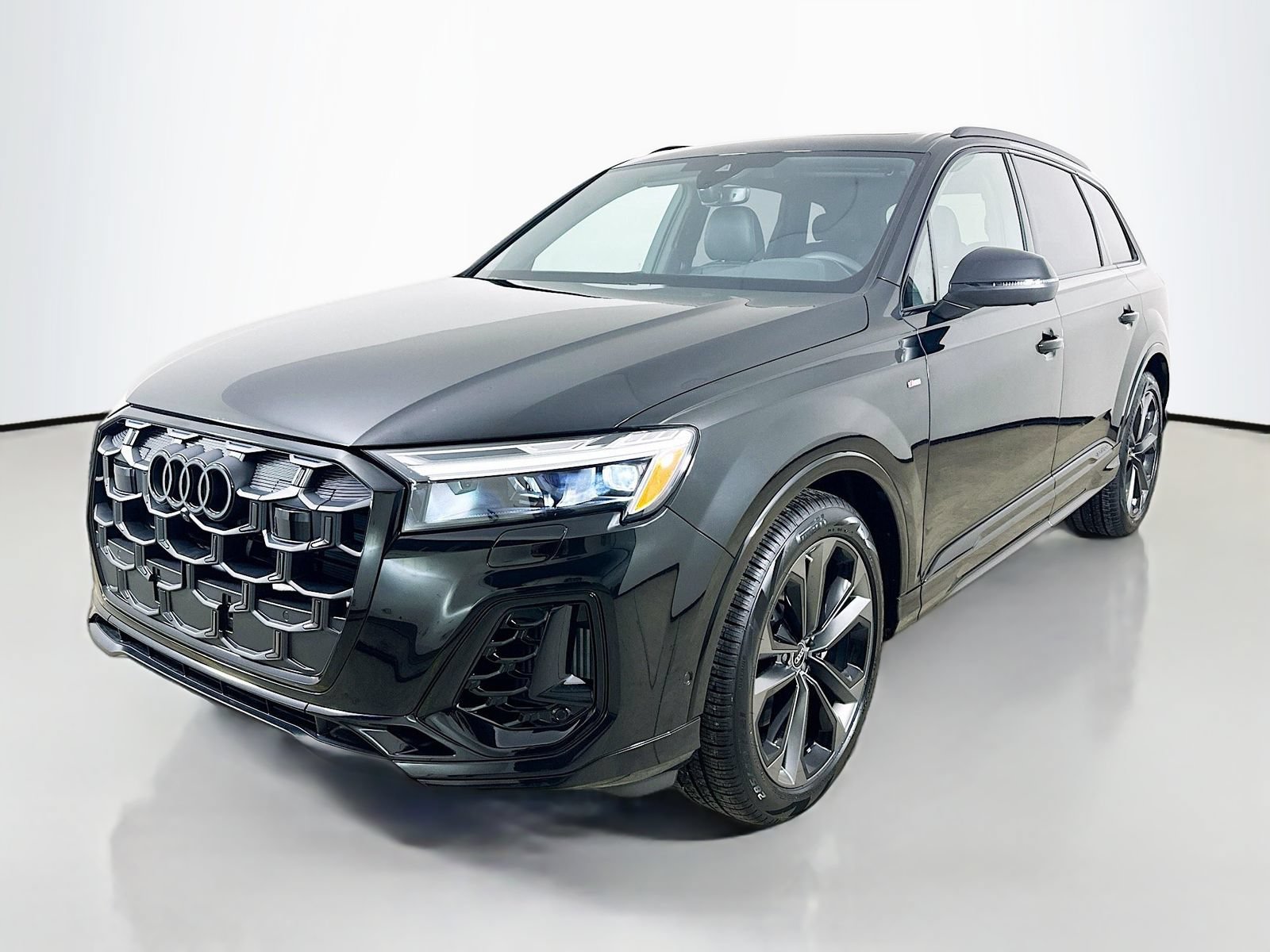 New 2026 Audi Q7 Premium Plus