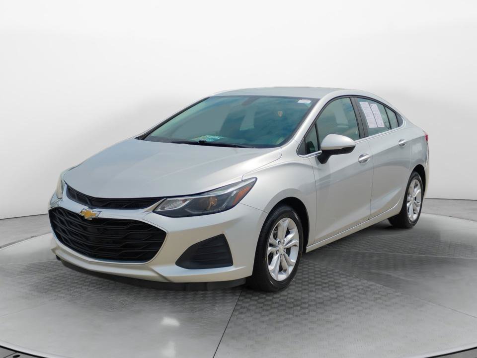 Used 2019 Chevrolet Cruze LT w/ LT Fleet Convenience Package FWD image 3