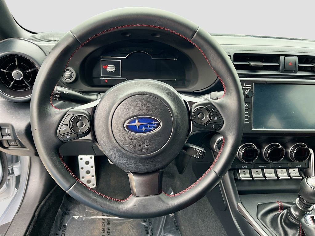 Used 2025 Subaru BRZ Limited RWD image 11