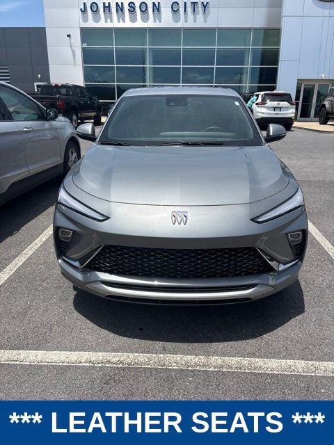 Used 2024 Buick Envista Avenir FWD image 2