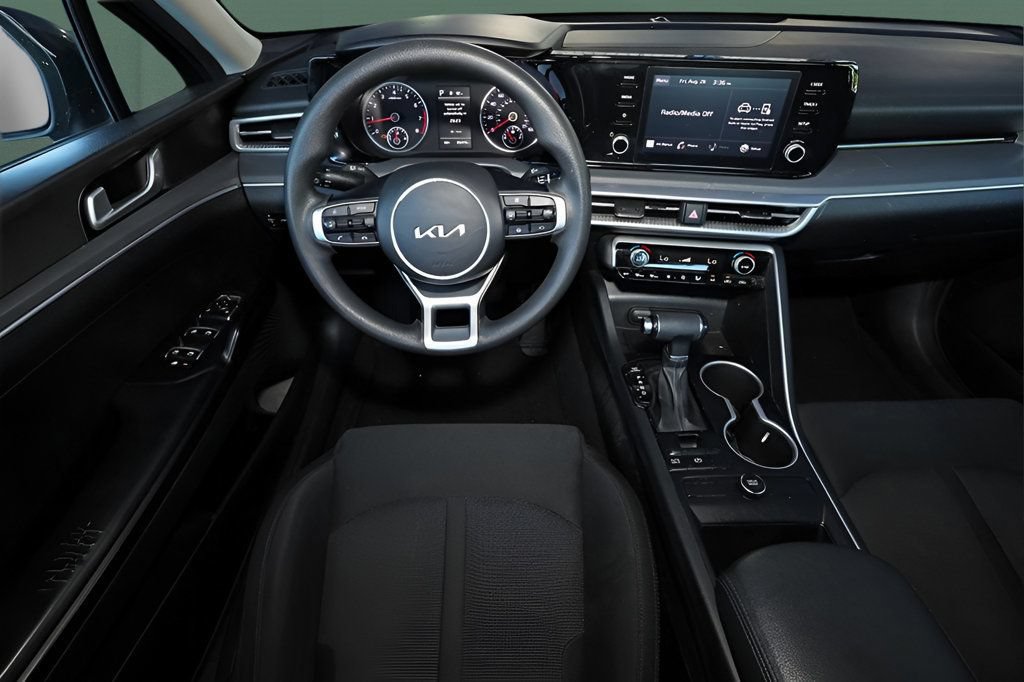 Used 2023 Kia K5 LXS FWD image 17