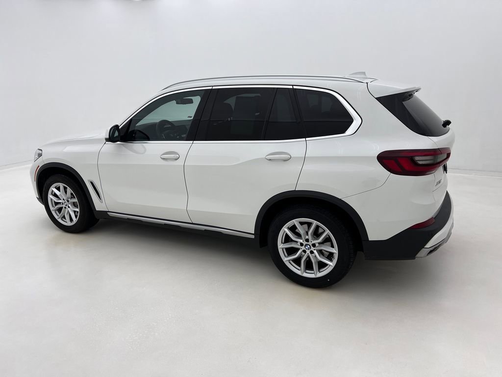 Certified 2022 BMW X5 xDrive40i w/ Luxury Seating Package image 10