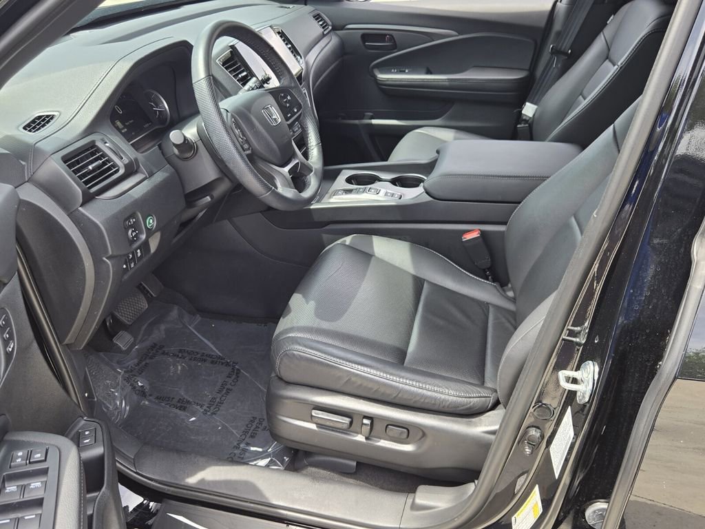 Certified 2024 Honda Passport EX-L image 10