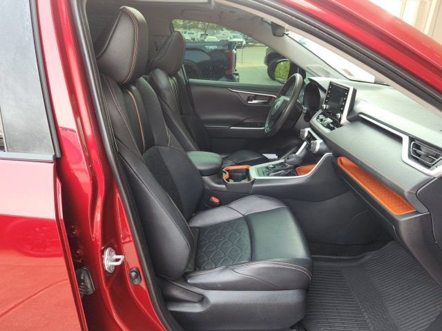 Used 2019 Toyota RAV4 Adventure w/ All Weather Liner Package AWD/4WD image 27