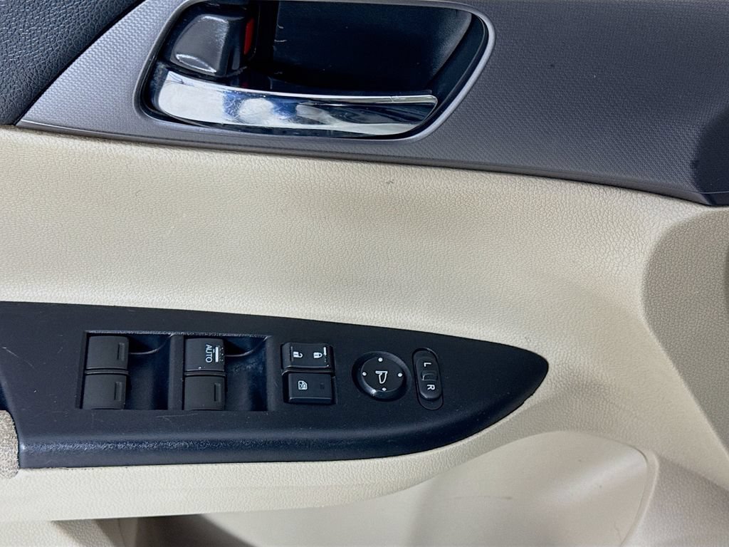 Used 2013 Honda Accord LX image 20