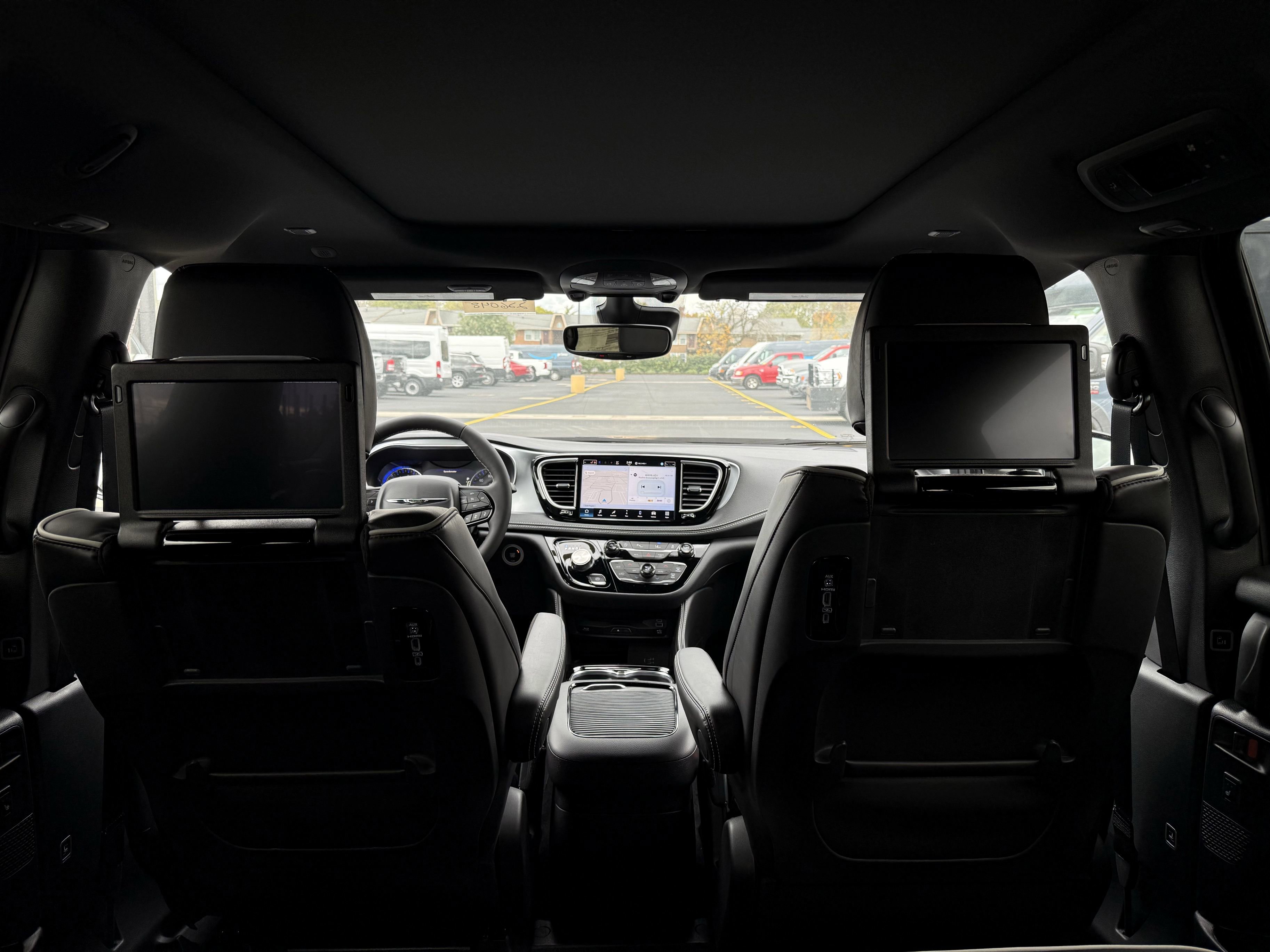 New 2026 Chrysler Pacifica Limited image 35