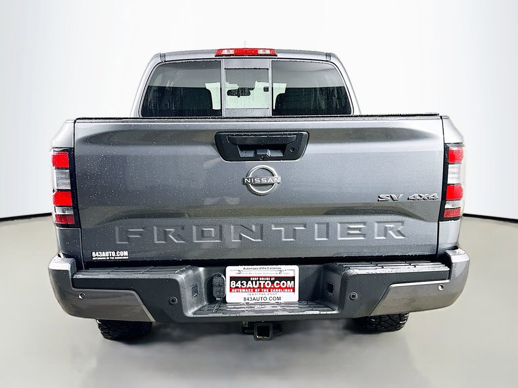 Used 2022 Nissan Frontier SV AWD/4WD image 6