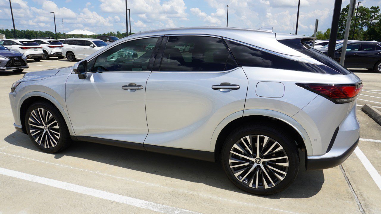 Certified 2026 Lexus RX 350 Premium Plus w/ Convenience Package FWD image 8