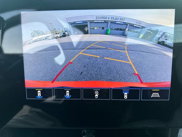 Used 2021 Chevrolet Corvette Stingray Premium Conv w/ Z51 Performance Package image 18