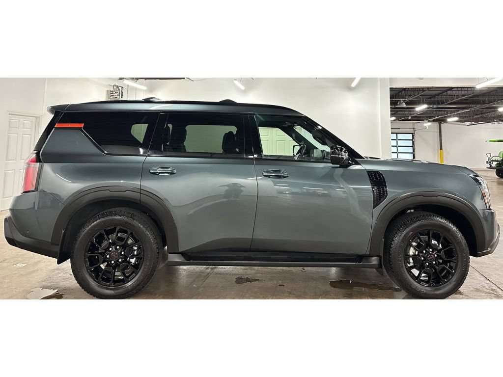 Used 2026 Nissan Armada PRO-4X AWD/4WD image 9