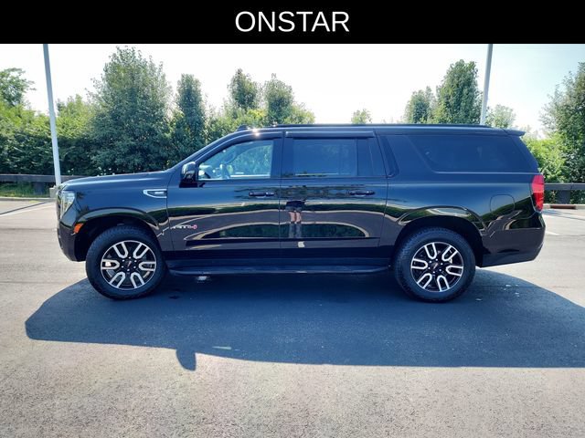 Used 2024 GMC Yukon XL AT4 w/ Technology Package AWD/4WD image 4