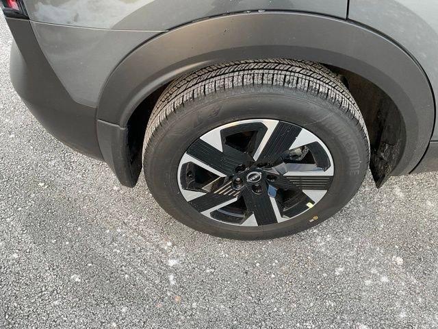 New 2026 Nissan Kicks SV w/ SV Premium Package image 7