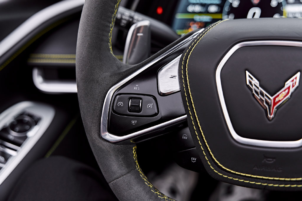 Used 2022 Chevrolet Corvette Stingray Premium Conv w/ Z51 Performance Package RWD image 61