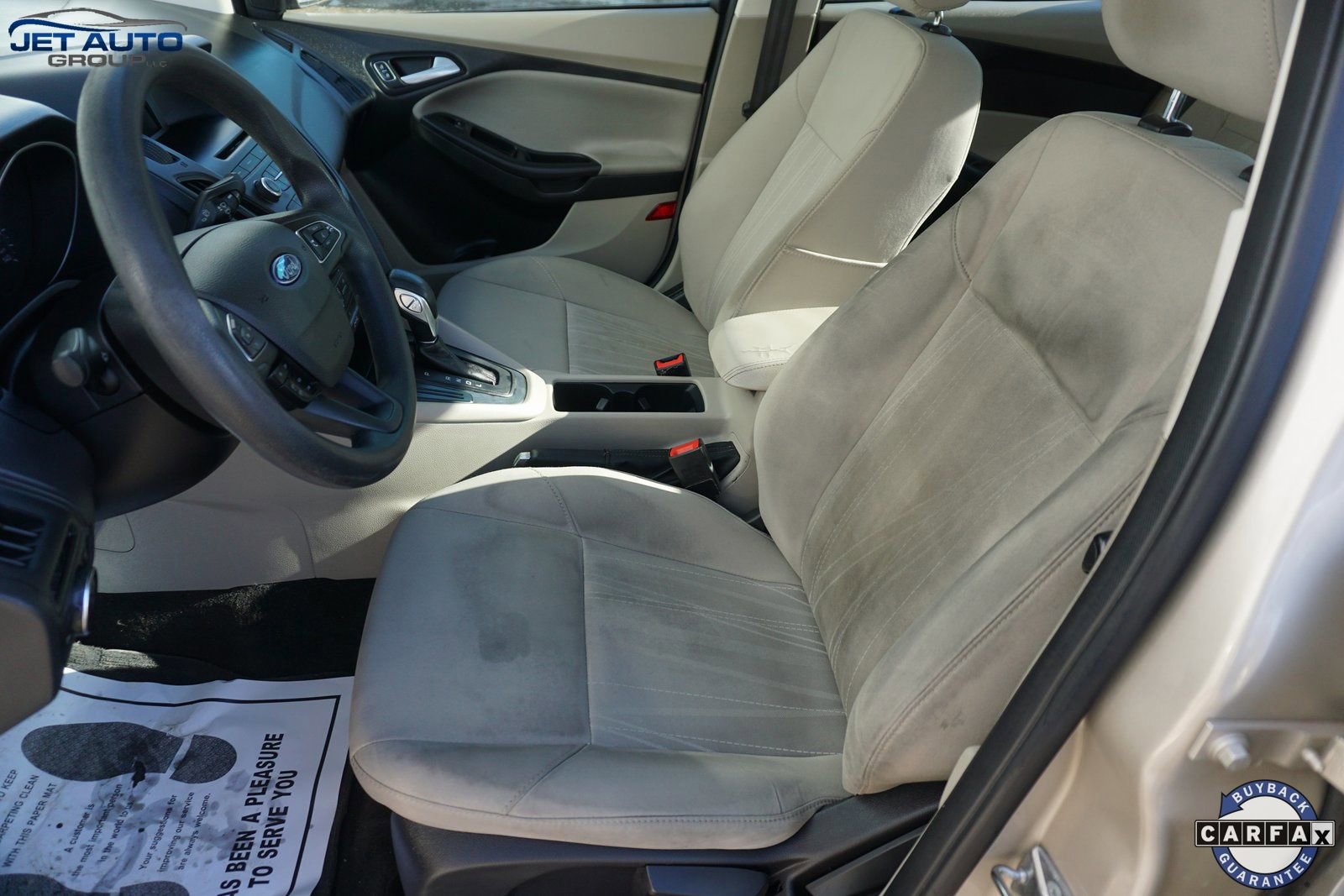 Used 2017 Ford Focus SE image 25