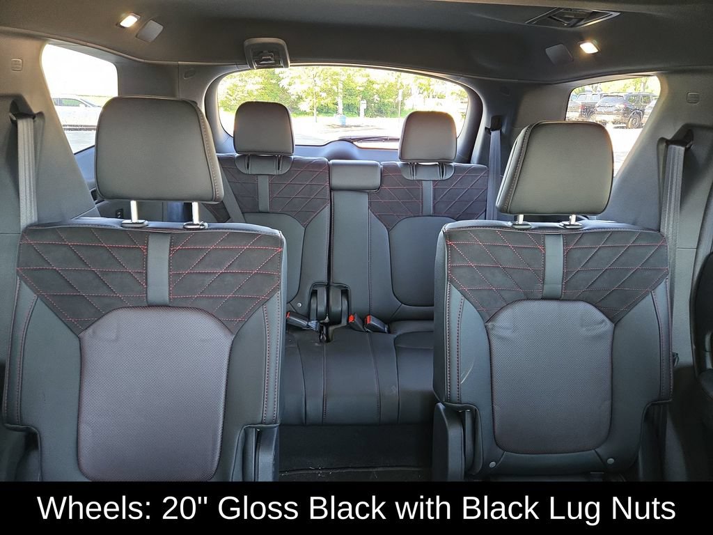 Used 2026 Honda Pilot Black Edition image 30
