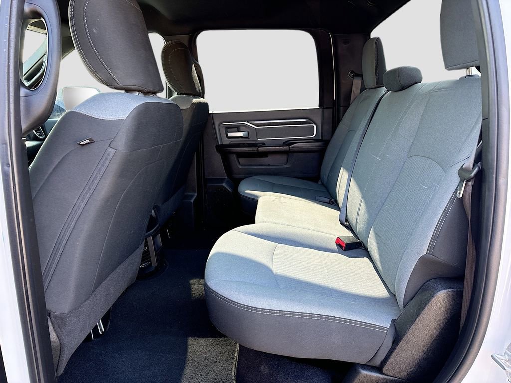 Used 2021 RAM 3500 Big Horn image 24