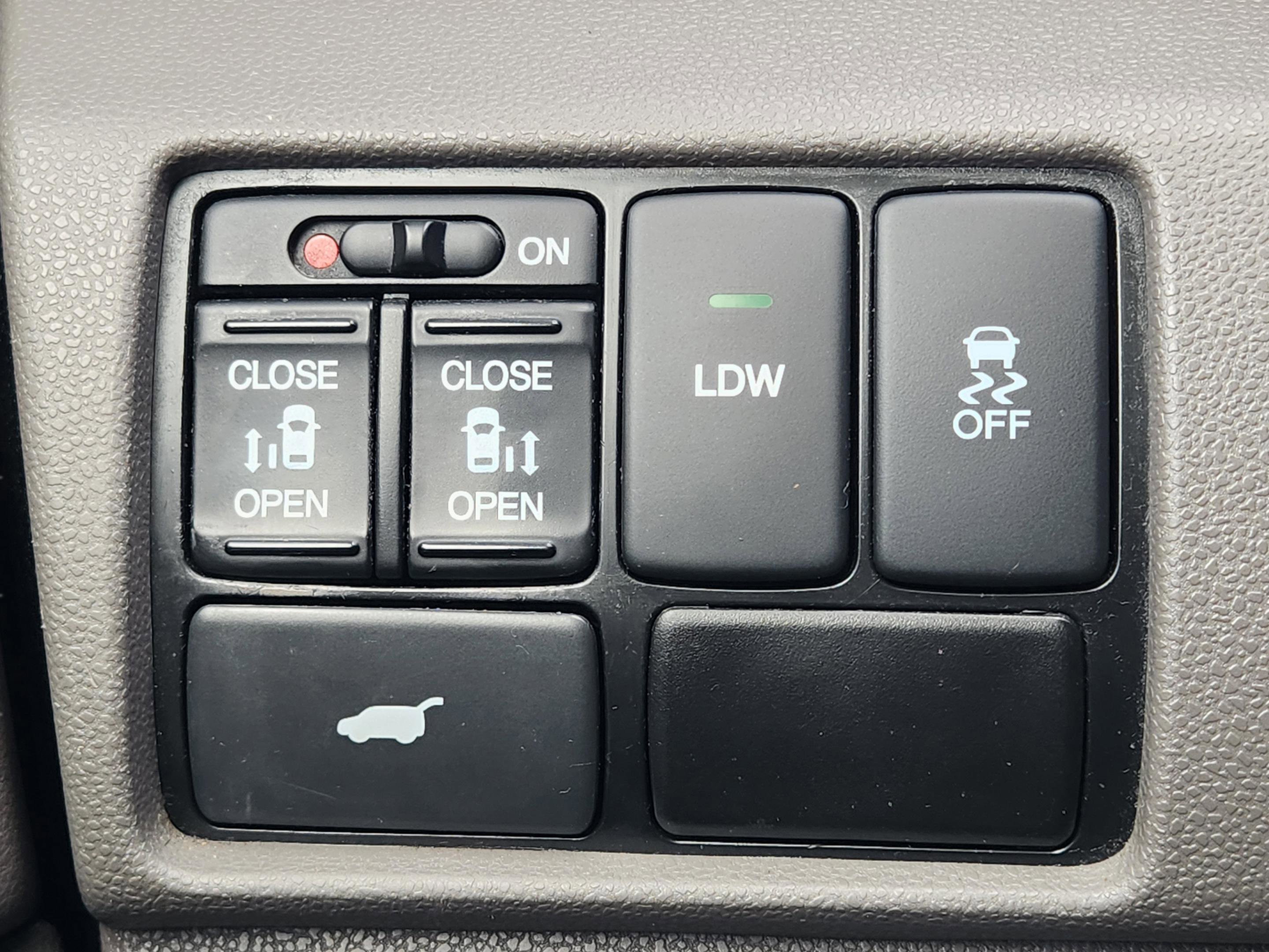 Used 2015 Honda Odyssey EX-L image 18