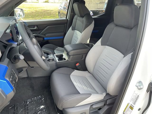 New 2025 Toyota Tacoma TRD Sport image 6