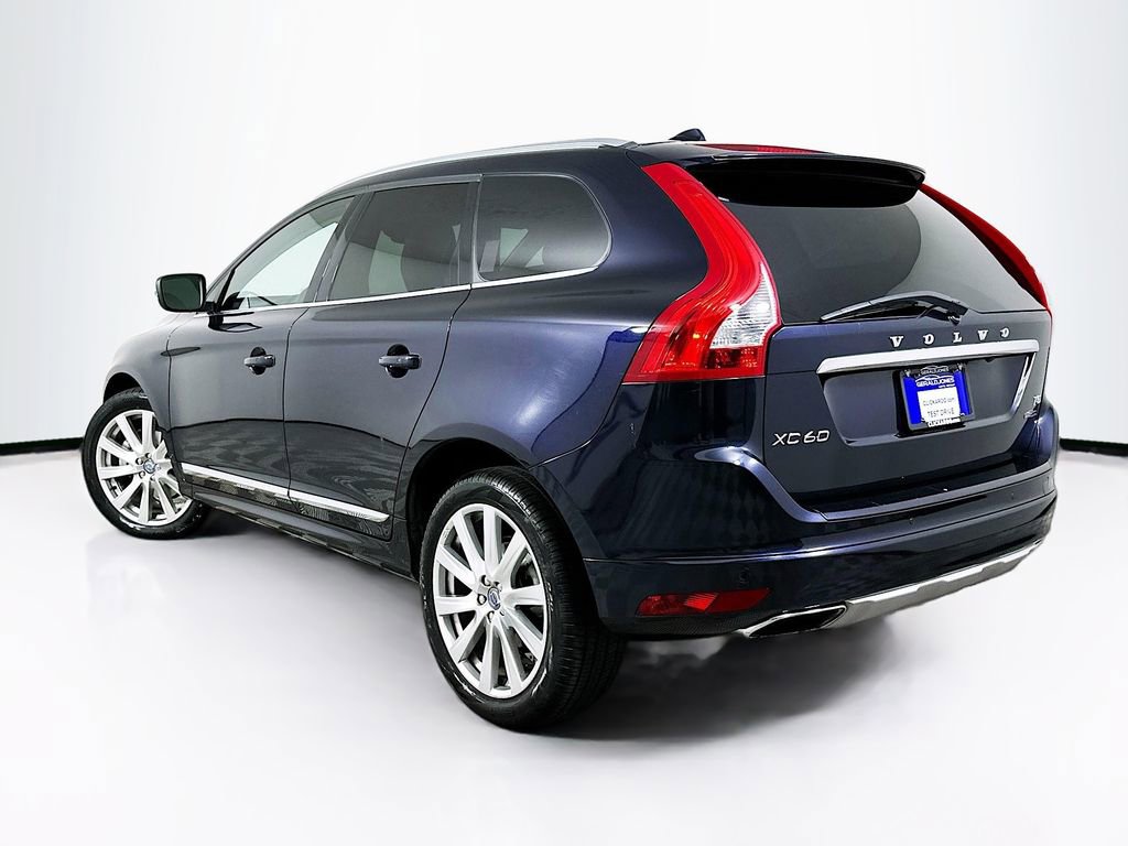 Used 2017 Volvo XC60 T5 Inscription w/ Preferred Option Package FWD image 6