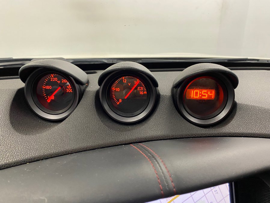 Used 2016 Nissan 370Z NISMO RWD image 34