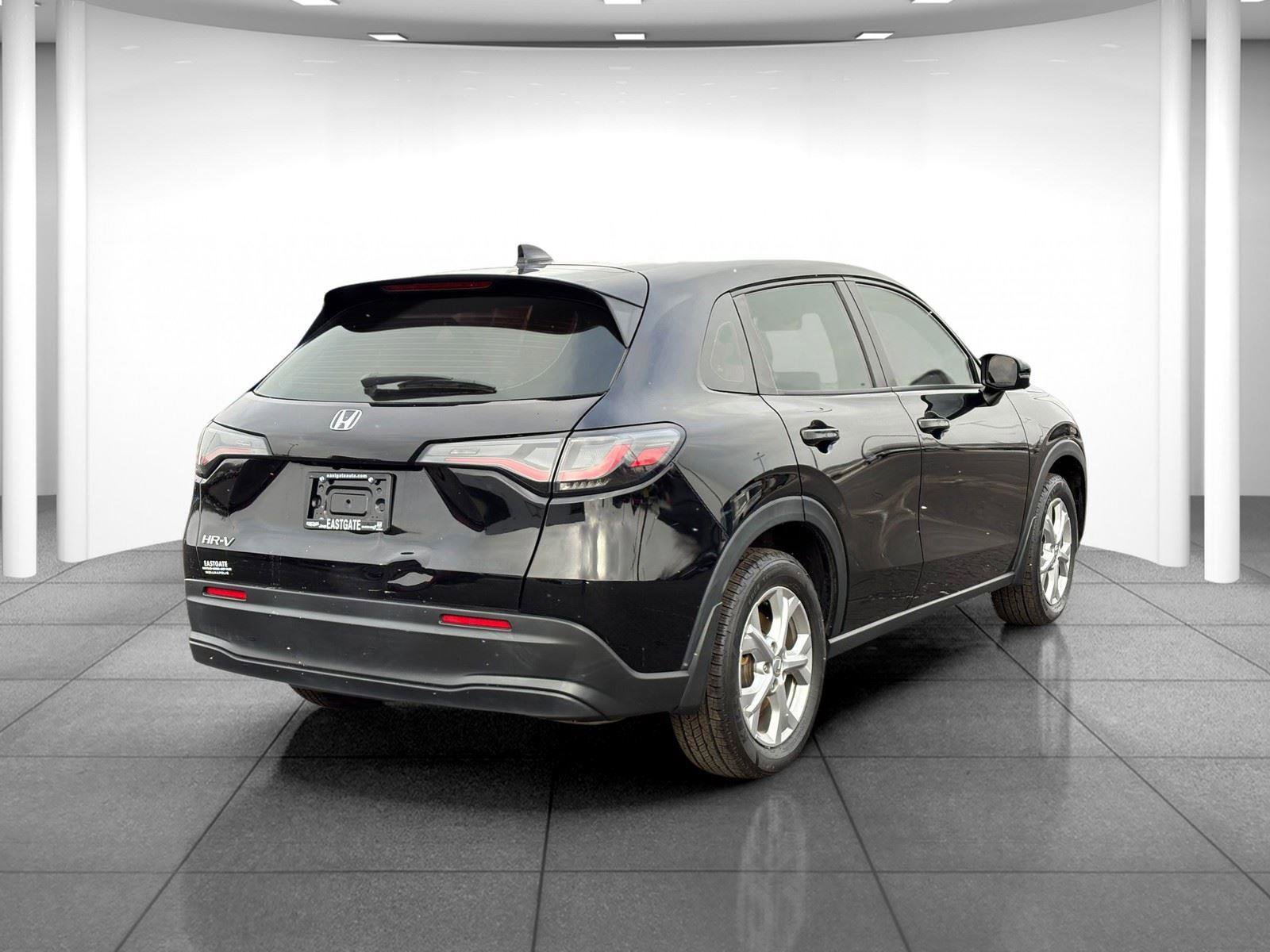 Used 2024 Honda HR-V LX image 7