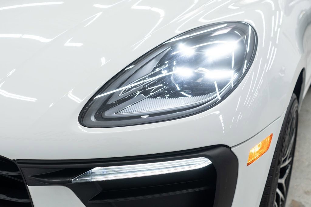 Used 2023 Porsche Macan image 38