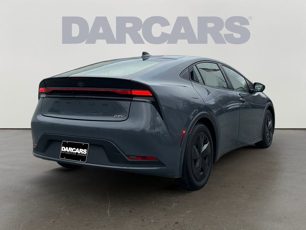 Used 2024 Toyota Prius LE image 7