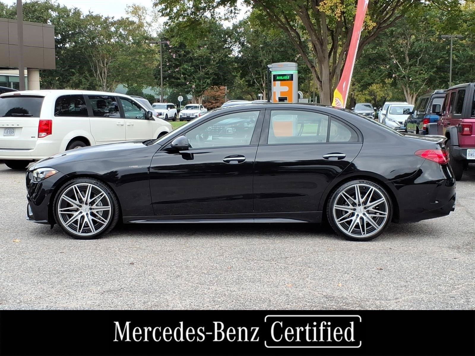 Used 2024 Mercedes-Benz C 43 AMG 4MATIC Sedan image 3