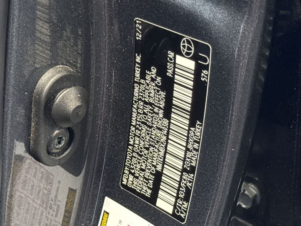 Used 2022 Toyota C-HR XLE FWD image 29